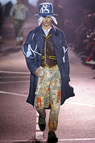 John Galliano / - 2009